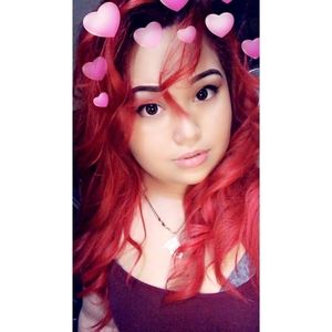 Meet your Posher, Vanessa a.